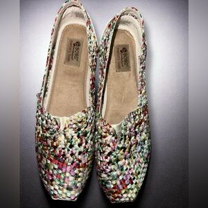 Bobβs Skechers Womenβs 11 Loafers Shoes Woven Fabric Colorful Trim Memory Foam